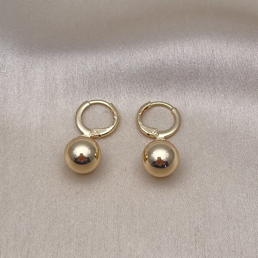 Oro Laminado Dangle Earring, Gold Filled Style Ball Design, Polished, Golden Finish