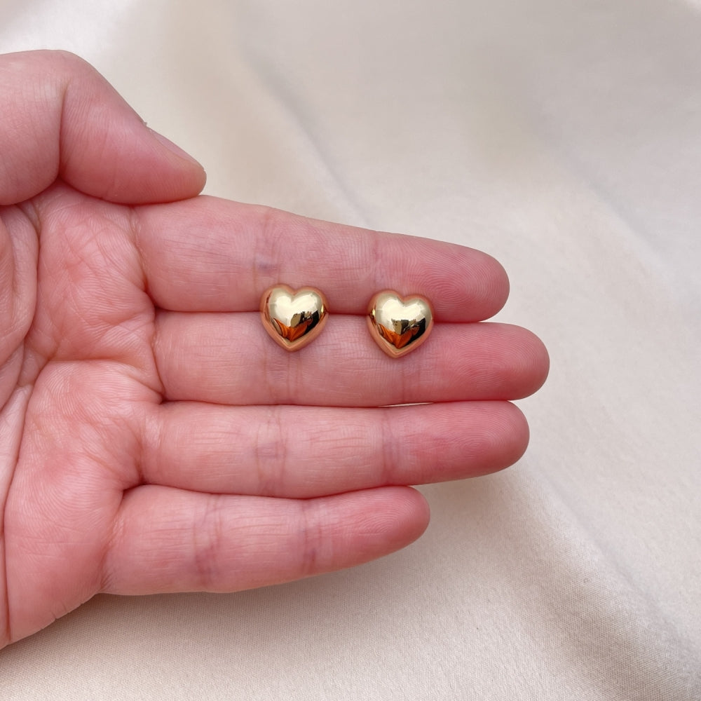 Oro Laminado Stud Earring, Gold Filled Style Heart Design, Polished, Golden Finish