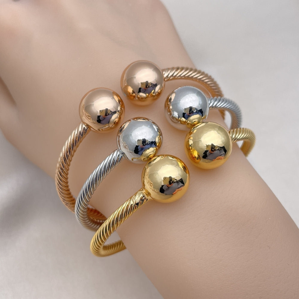 Oro Laminado Trio Bangle, Gold Filled Style Ball and Twist Design, Polished, Tricolor