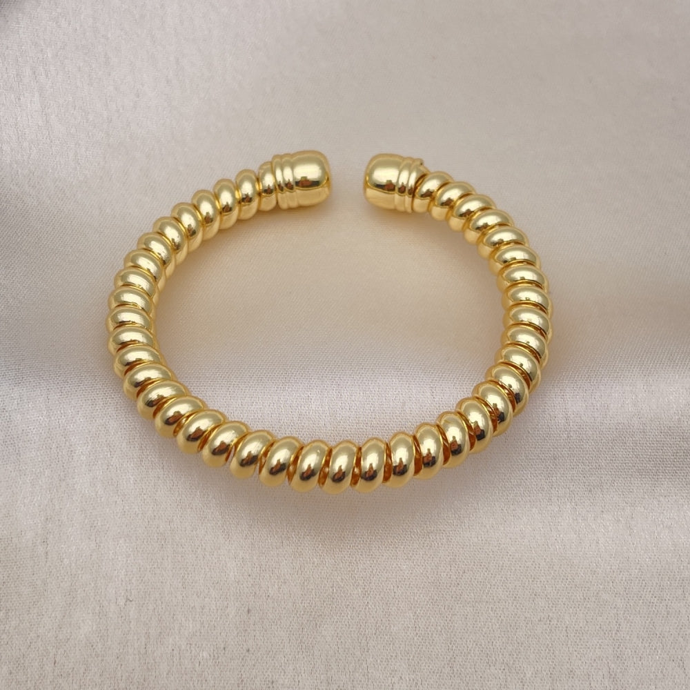 Oro Laminado Individual Bangle, Gold Filled Style Twist and Spiral Design, Polished, Golden Finish