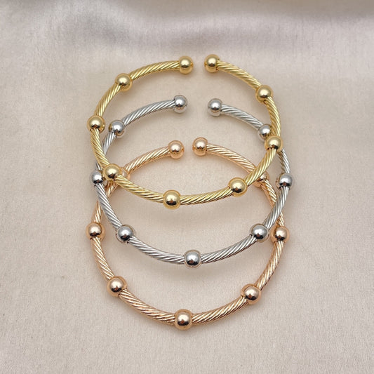 Oro Laminado Trio Bangle, Gold Filled Style Twist and Ball Design, Polished, Tricolor