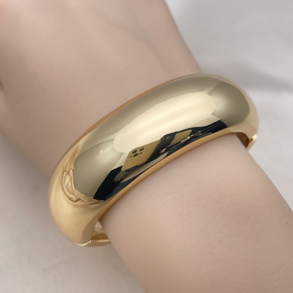 Oro Laminado Individual Bangle, Gold Filled Style Polished, Golden Finish
