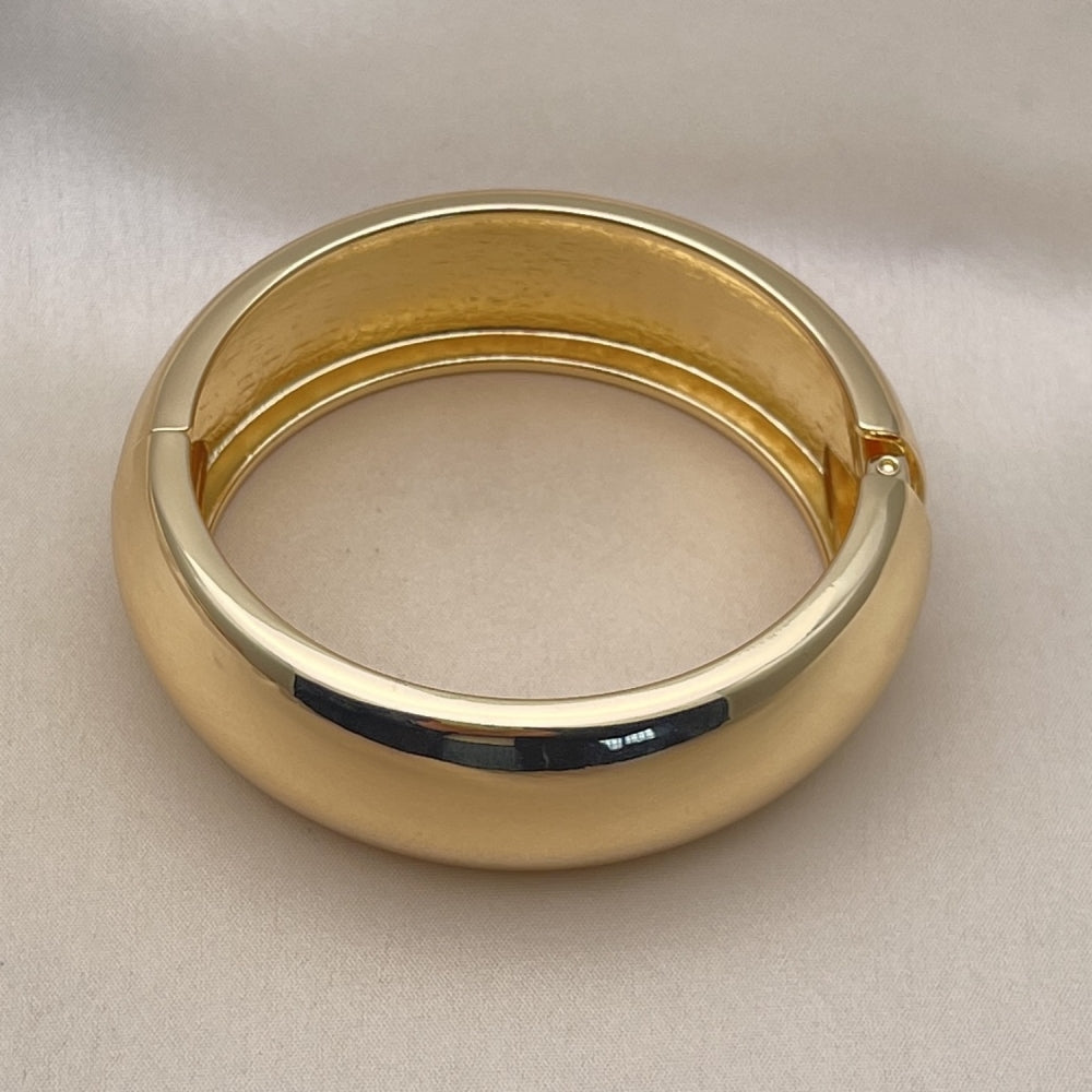 Oro Laminado Individual Bangle, Gold Filled Style Polished, Golden Finish
