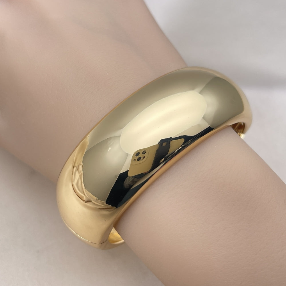 Oro Laminado Individual Bangle, Gold Filled Style Polished, Golden Finish