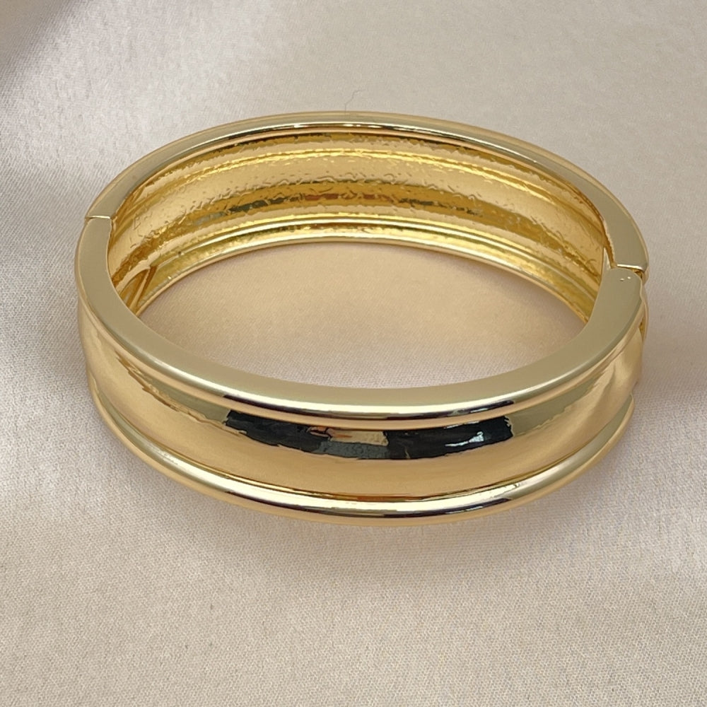Oro Laminado Individual Bangle, Gold Filled Style Polished, Golden Finish