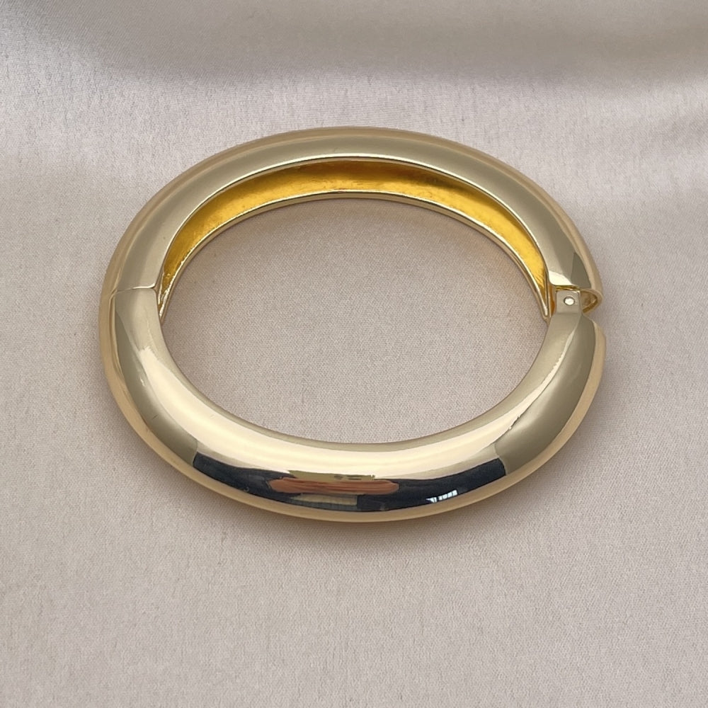 Oro Laminado Individual Bangle, Gold Filled Style Polished, Golden Finish