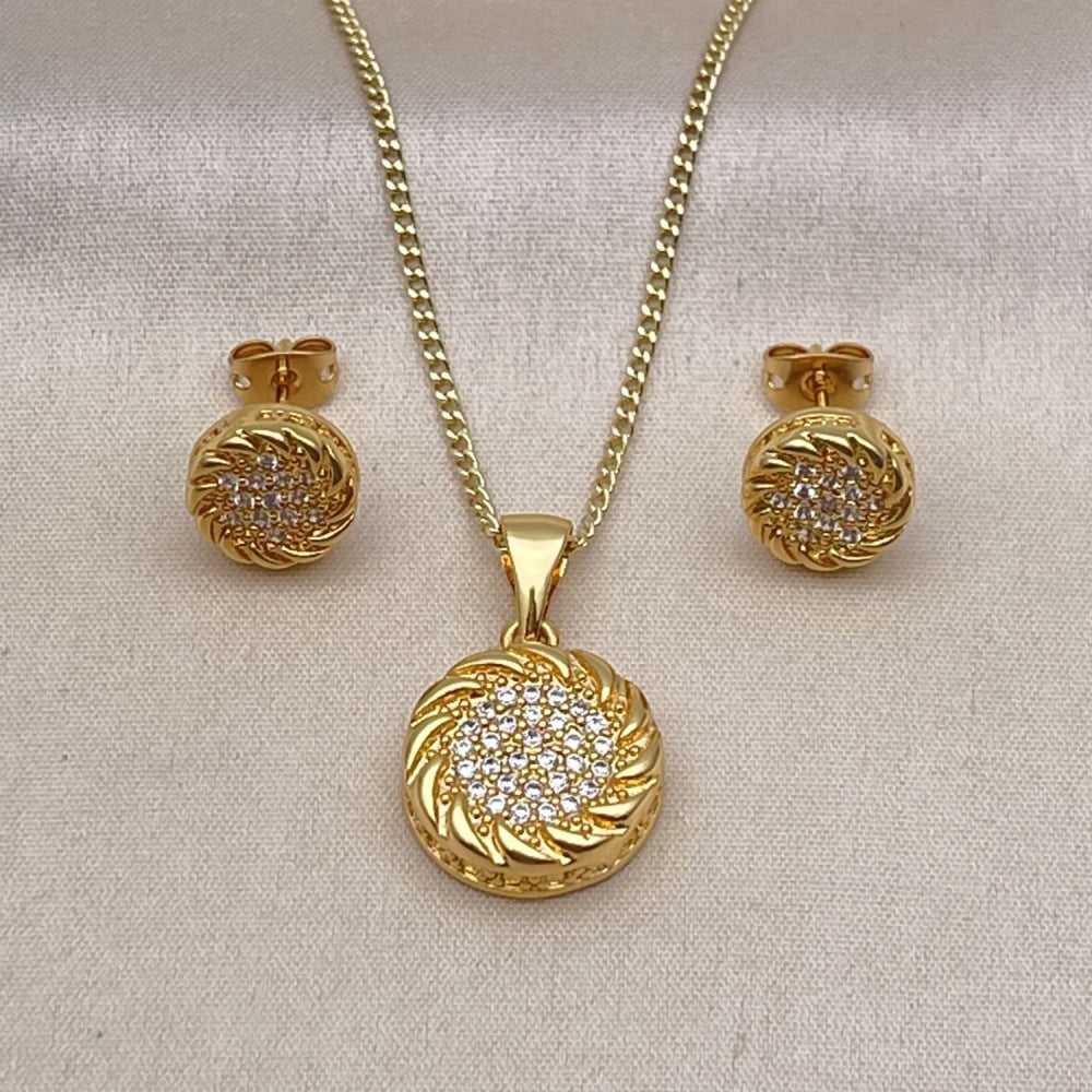 Oro Laminado Earring and Pendant Adult Set, Gold Filled Style Rope Design, with White Micro Pave, Polished, Golden Finish