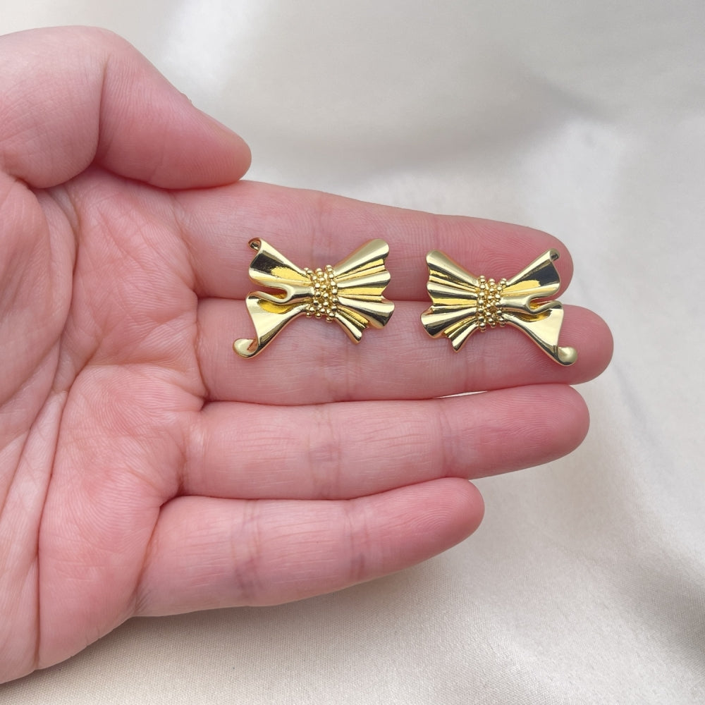 Oro Laminado Stud Earring, Gold Filled Style Bow Design, Polished, Golden Finish
