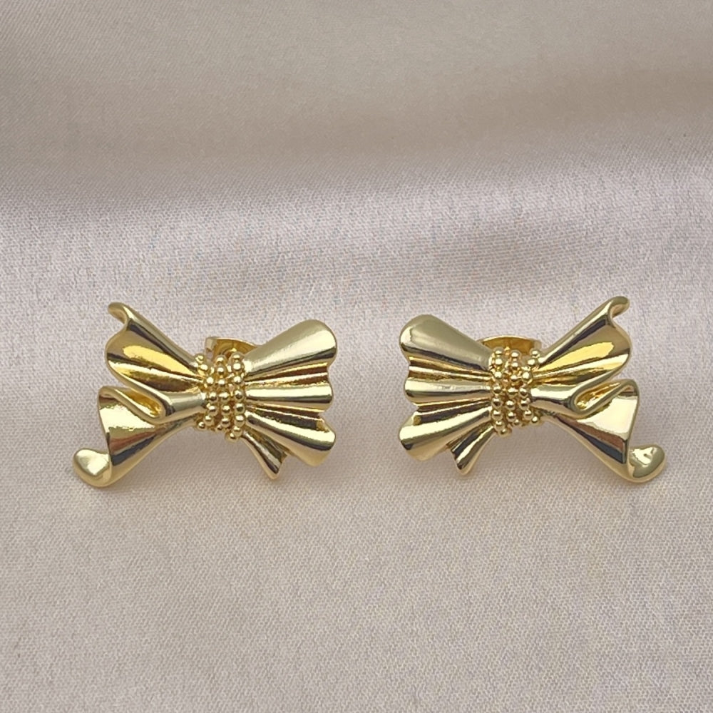 Oro Laminado Stud Earring, Gold Filled Style Bow Design, Polished, Golden Finish