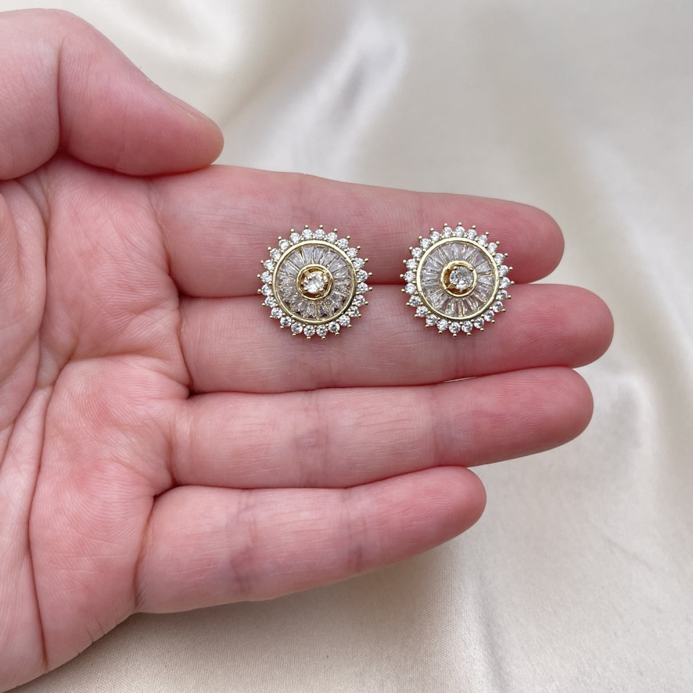 Oro Laminado Stud Earring, Gold Filled Style Cluster and Baguette Design, with White Cubic Zirconia, Polished, Golden Finish