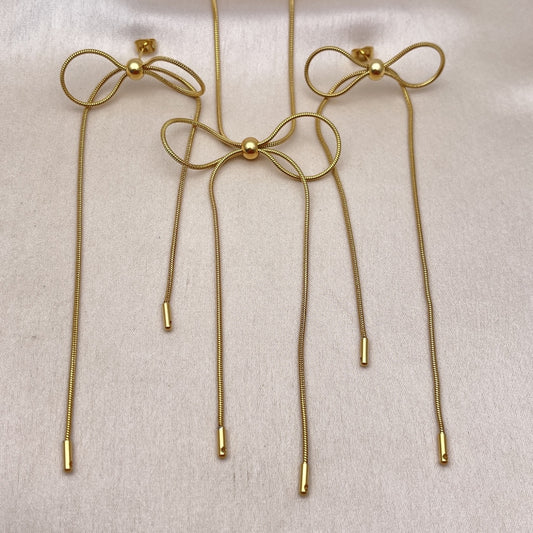 Stainless Steel Necklace and Earring, Bow and Rat Tail Design, Polished, Golden Finish