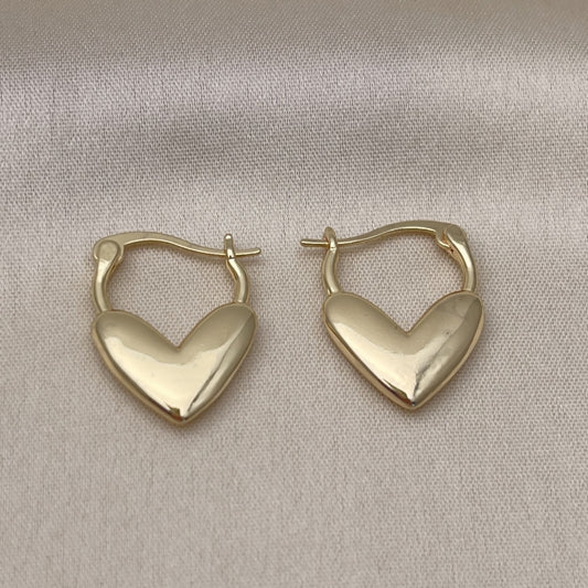 Oro Laminado Medium Hoop, Gold Filled Style Heart Design, Polished, Golden Finish