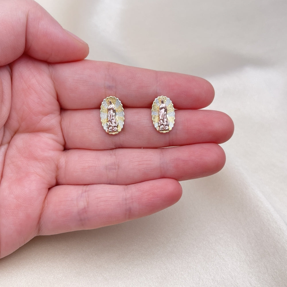 Oro Laminado Stud Earring, Gold Filled Style Guadalupe Design, Diamond Cutting Finish, Tricolor