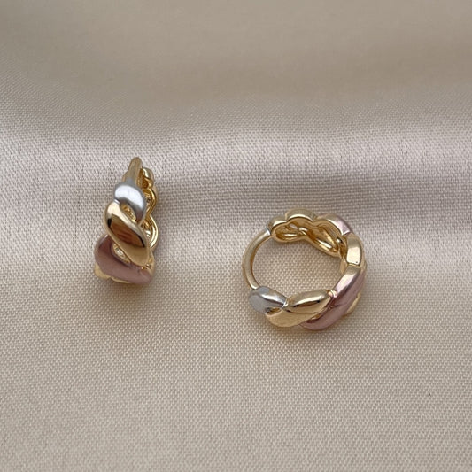 Oro Laminado Huggie Hoop, Gold Filled Style Twist Design, Polished, Tricolor