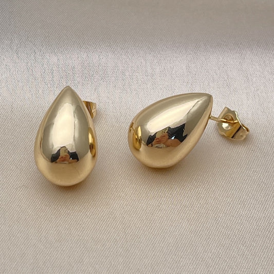 Oro Laminado Stud Earring, Gold Filled Style Teardrop and Hollow Design, Polished, Golden Finish