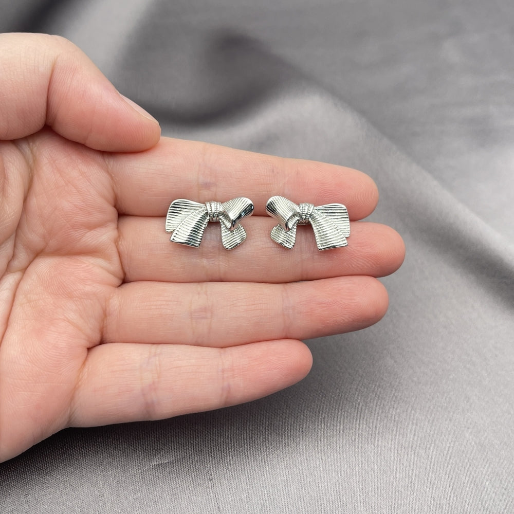 Rhodium Gold Filled Stud Earring, Bow Design, Diamond Cutting Finish, Rhodium Finish