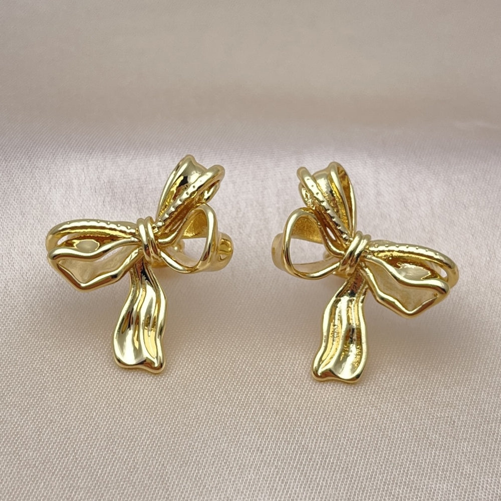 Oro Laminado Stud Earring, Gold Filled Style Bow Design, Polished, Golden Finish