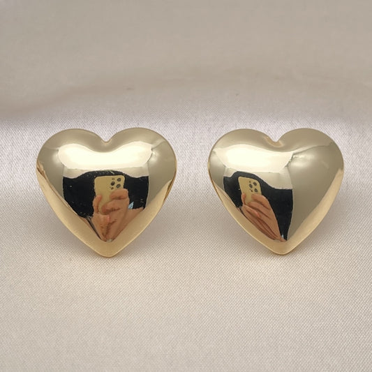 Oro Laminado Stud Earring, Gold Filled Style Heart and Hollow Design, Polished, Golden Finish