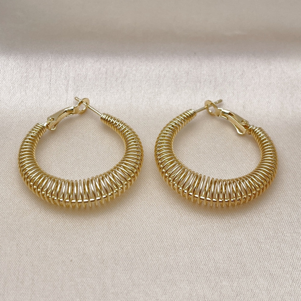 Oro Laminado Medium Hoop, Gold Filled Style Spiral Design, Polished, Golden Finish