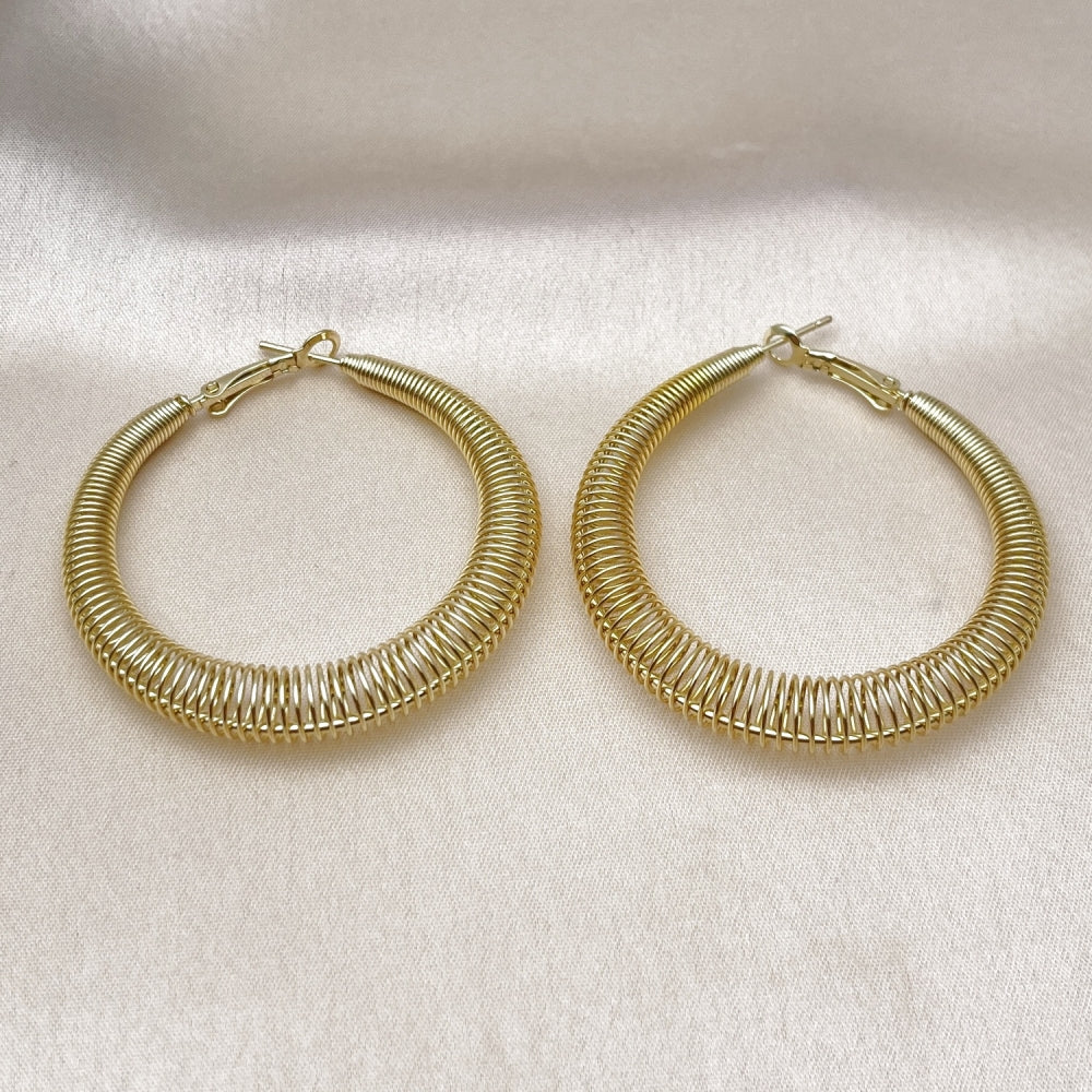 Oro Laminado Medium Hoop, Gold Filled Style Spiral Design, Polished, Golden Finish