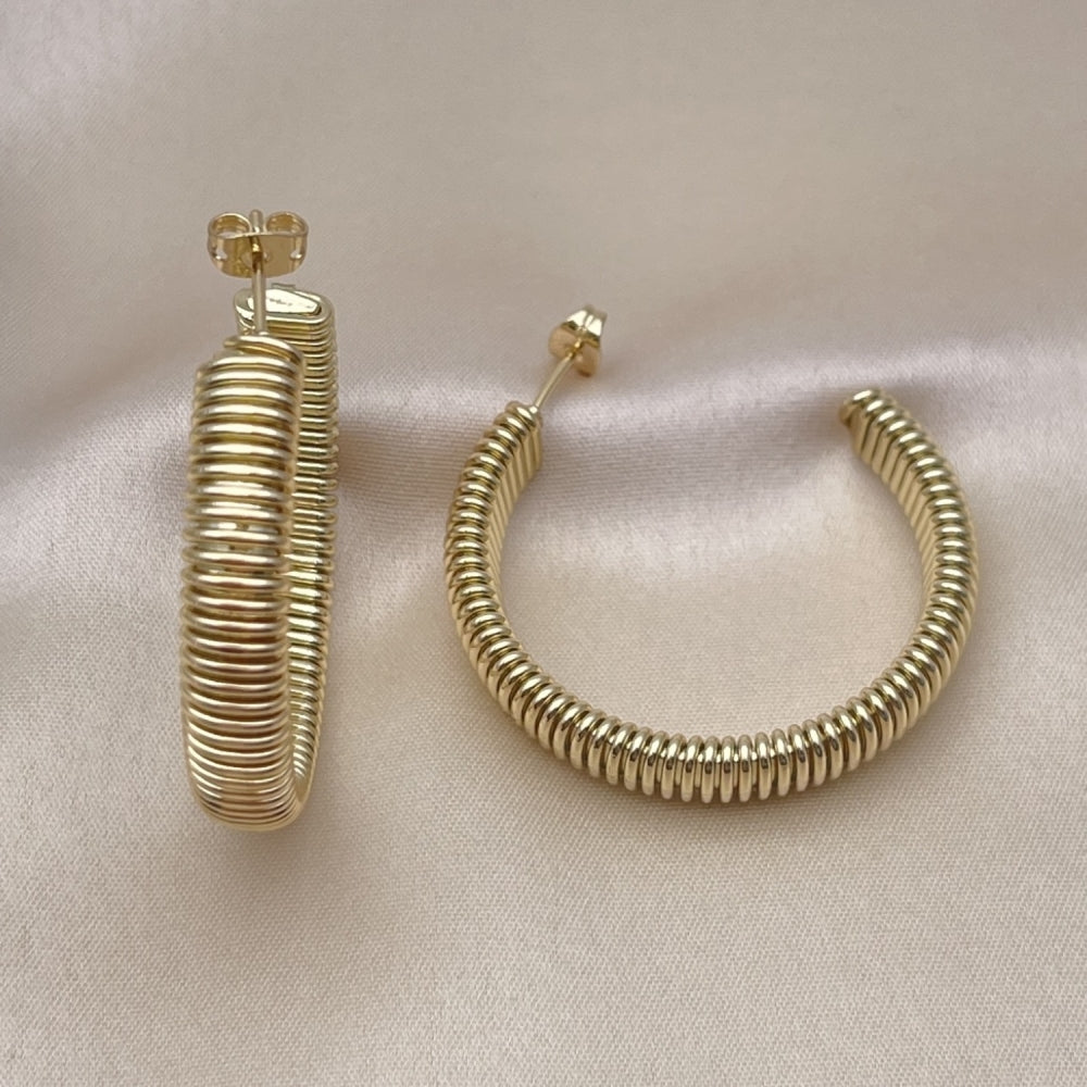 Oro Laminado Medium Hoop, Gold Filled Style Twist Design, Polished, Golden Finish