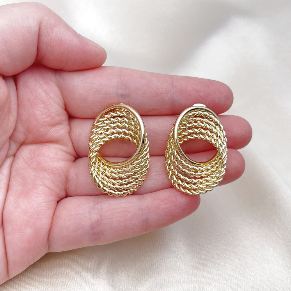 Oro Laminado Stud Earring, Gold Filled Style Twist Design, Polished, Golden Finish