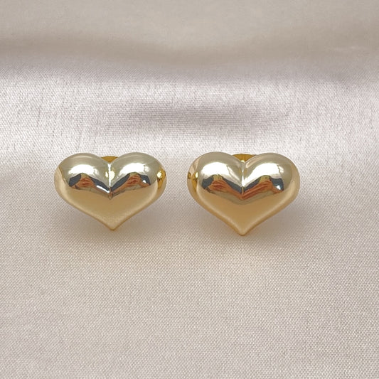 Oro Laminado Stud Earring, Gold Filled Style Heart and Hollow Design, Polished, Golden Finish