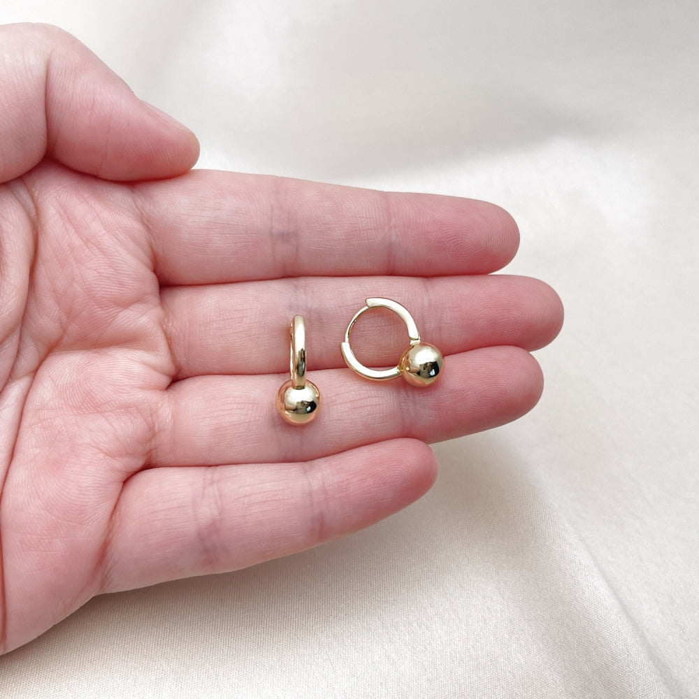 Oro Laminado Huggie Hoop, Gold Filled Style Ball Design, Polished, Golden Finish