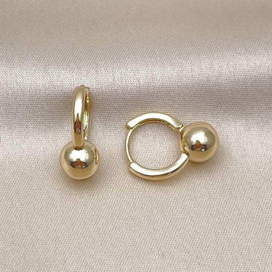 Oro Laminado Huggie Hoop, Gold Filled Style Ball Design, Polished, Golden Finish