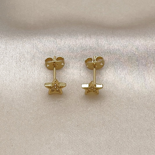 Oro Laminado Stud Earring, Gold Filled Style Star Design, with White Micro Pave, Polished, Golden Finish