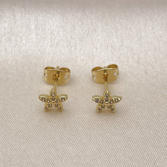 Oro Laminado Stud Earring, Gold Filled Style Flower Design, with White Micro Pave, Polished, Golden Finish