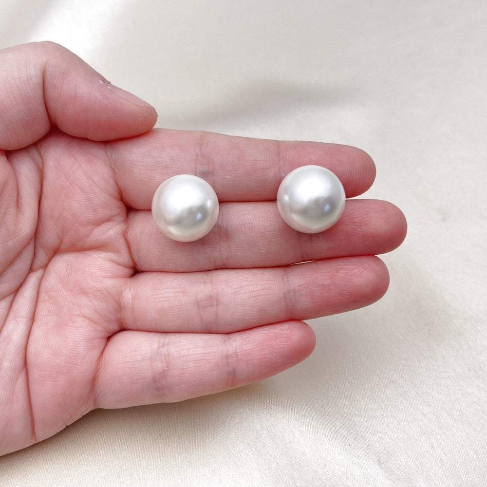 Oro Laminado Stud Earring, Gold Filled Style Ball Design, with Ivory Pearl, Polished, Golden Finish