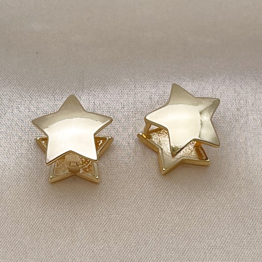 Oro Laminado Huggie Hoop, Gold Filled Style Star Design, Polished, Golden Finish