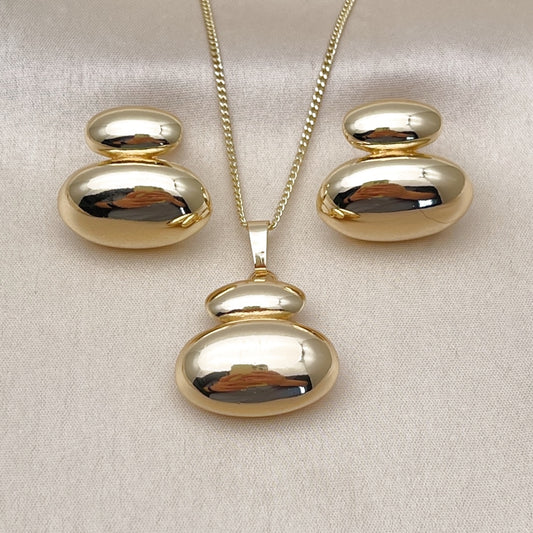 Oro Laminado Earring and Pendant Adult Set, Gold Filled Style Polished, Golden Finish