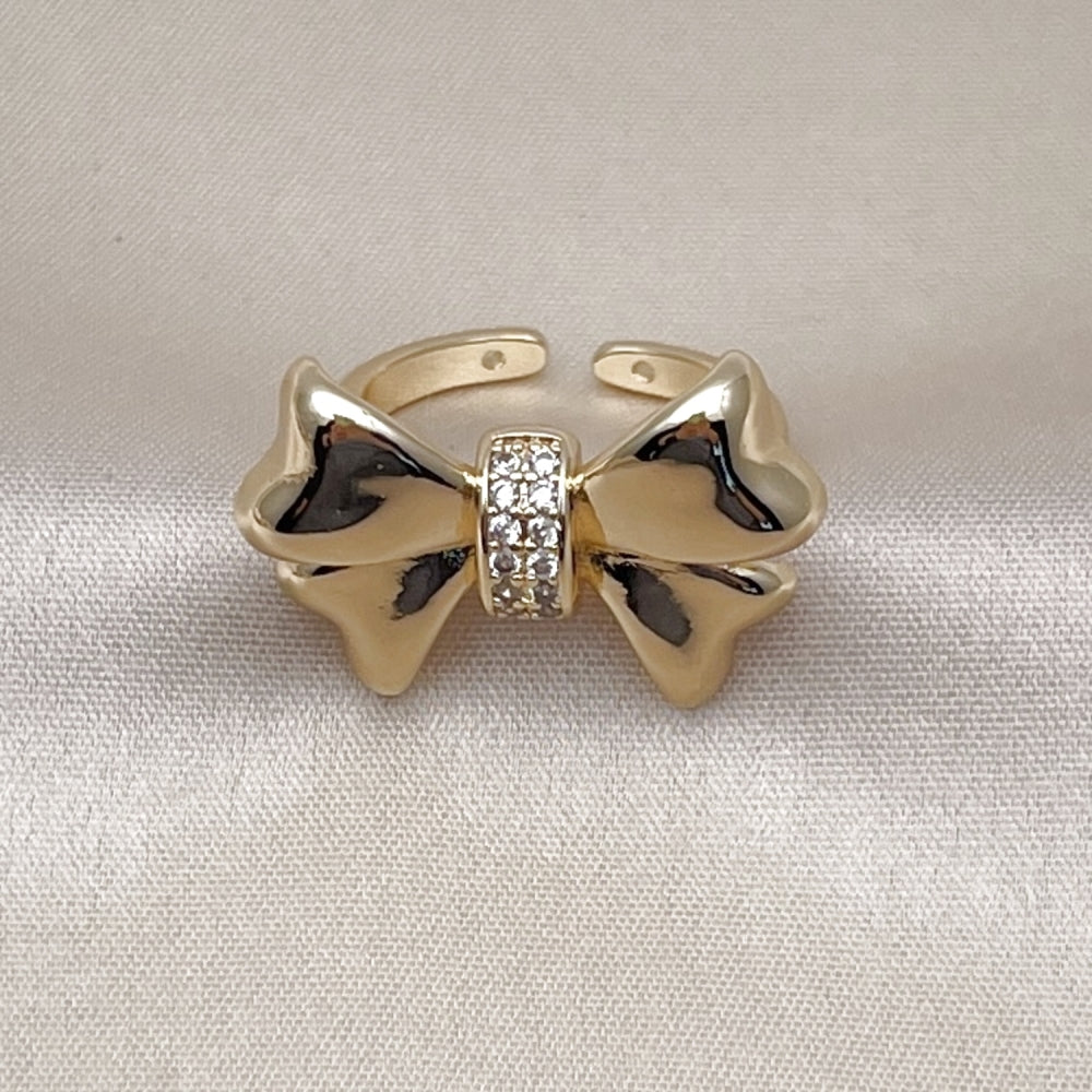 Oro Laminado Multi Stone Ring, Gold Filled Style Bow Design, with White Cubic Zirconia, Polished, Golden Finish