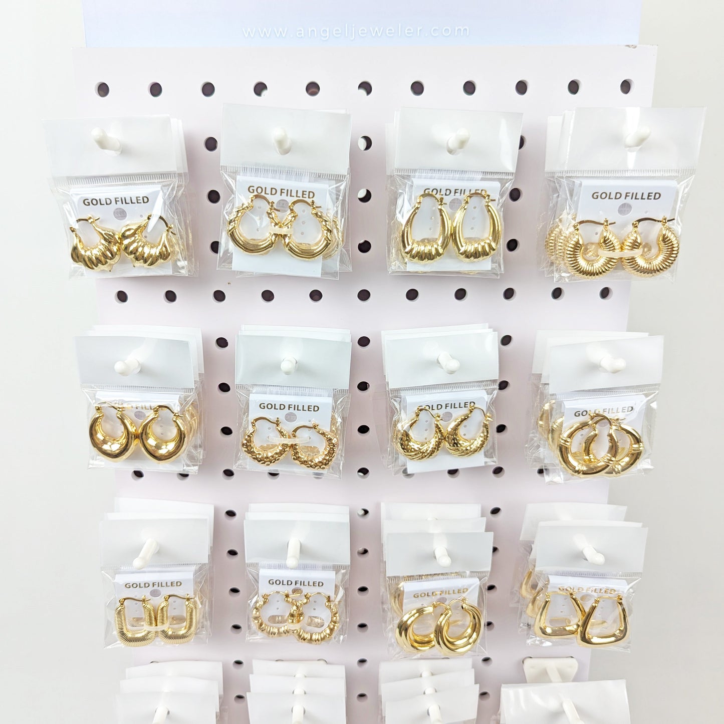 Medium Rotating Display, 130 Assorted Puff Hoops, Oro Laminado with Free Display