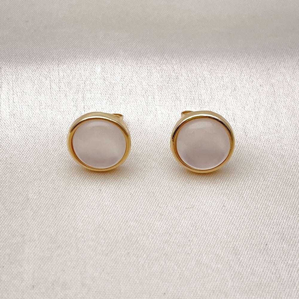 Oro Laminado Stud Earring, Gold Filled Style with Ivory Opal, Polished, Golden Finish