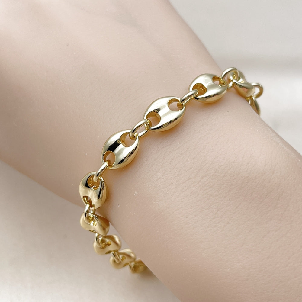 Oro Laminado Basic Bracelet, Gold Filled Style Puff Mariner Design, Polished, Golden Finish