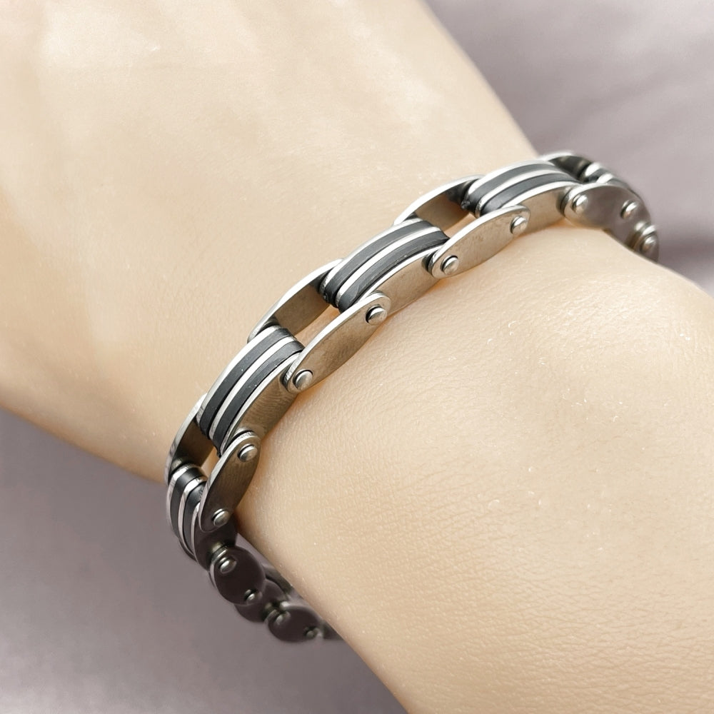 Stainless Steel Solid Bracelet, Polished, Steel Finish