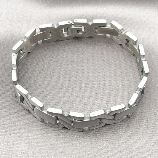 Stainless Steel Solid Bracelet, Hugs and Kisses Design, Polished, Steel Finish