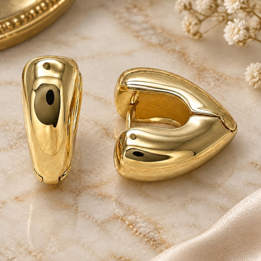 Oro Laminado Huggie Hoop, Gold Filled Style Heart Design, Polished, Golden Finish