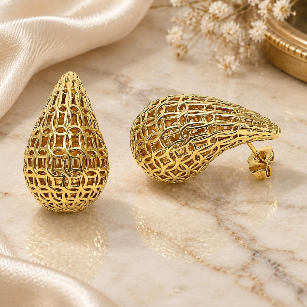 Oro Laminado Stud Earring, Gold Filled Style Teardrop and Hollow Design, Polished, Golden Finish