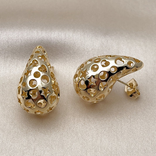 Oro Laminado Stud Earring, Gold Filled Style Teardrop and Heart Design, Polished, Golden Finish
