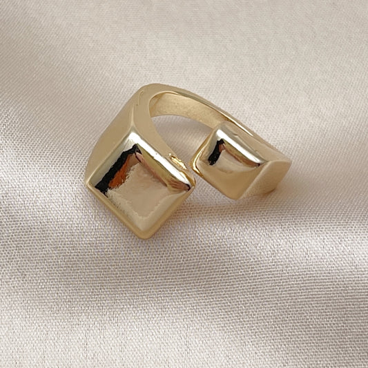 Oro Laminado Elegant Ring, Gold Filled Style Polished, Golden Finish