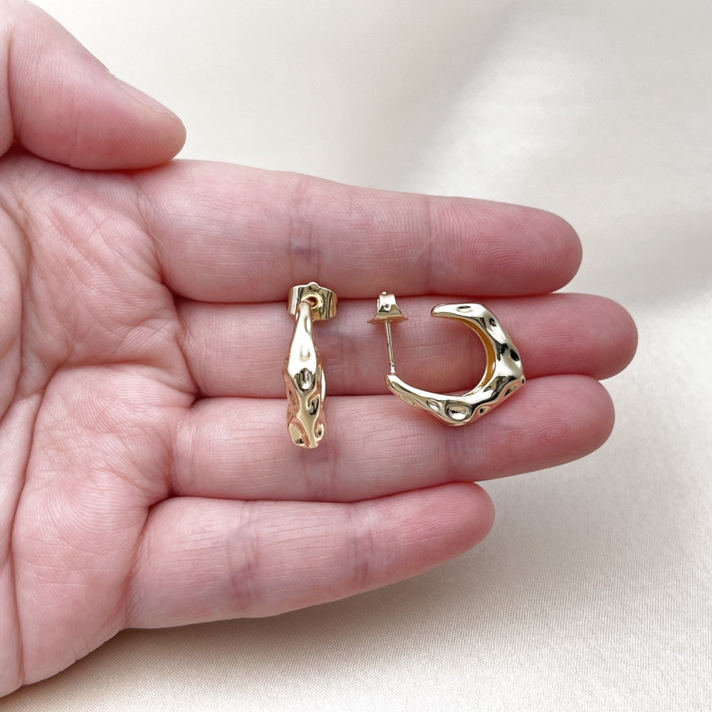 Oro Laminado Small Hoop, Gold Filled Style Polished, Golden Finish