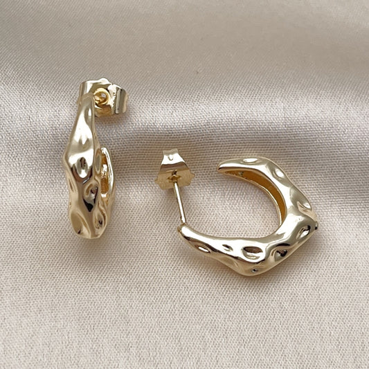 Oro Laminado Small Hoop, Gold Filled Style Polished, Golden Finish