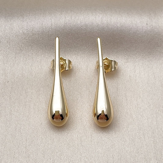 Oro Laminado Stud Earring, Gold Filled Style Teardrop and Hollow Design, Polished, Golden Finish