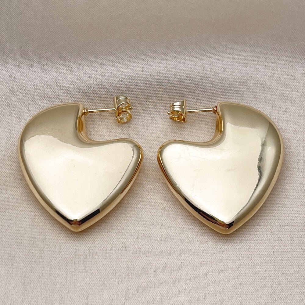 Oro Laminado Stud Earring, Gold Filled Style Heart and Hollow Design, Polished, Golden Finish