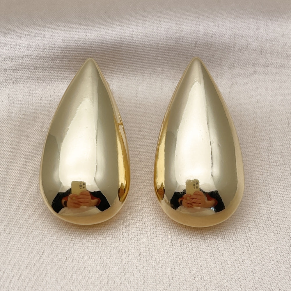 Oro Laminado Stud Earring, Gold Filled Style Teardrop and Hollow Design, Polished, Golden Finish