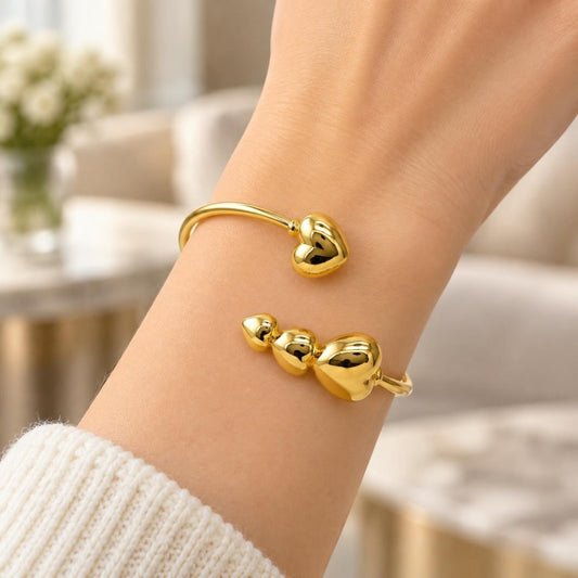 Oro Laminado Individual Bangle, Gold Filled Style Heart and Judaica Design, Polished, Golden Finish